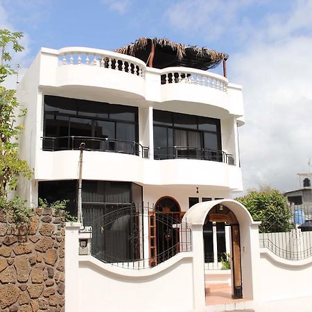 ホテルPlanet House プエルトアヨラ エクステリア 写真