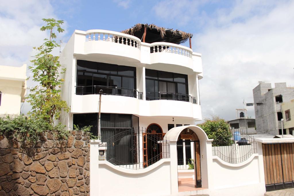 ホテルPlanet House プエルトアヨラ エクステリア 写真