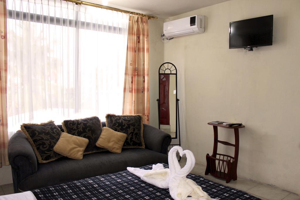 ホテルPlanet House プエルトアヨラ 部屋 写真